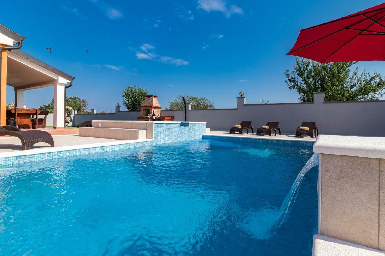 Erica Villa Pula